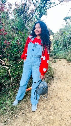 Customer photo review of Luv U Balloon Sleeve Pullover