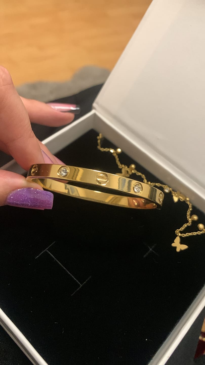 Customer photo review of Bratara Love - Auriu