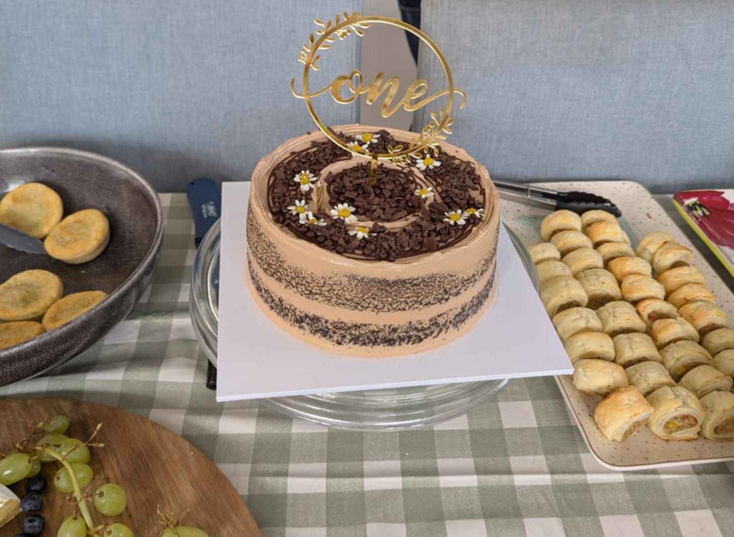 Customer photo review of double chocolate cake
