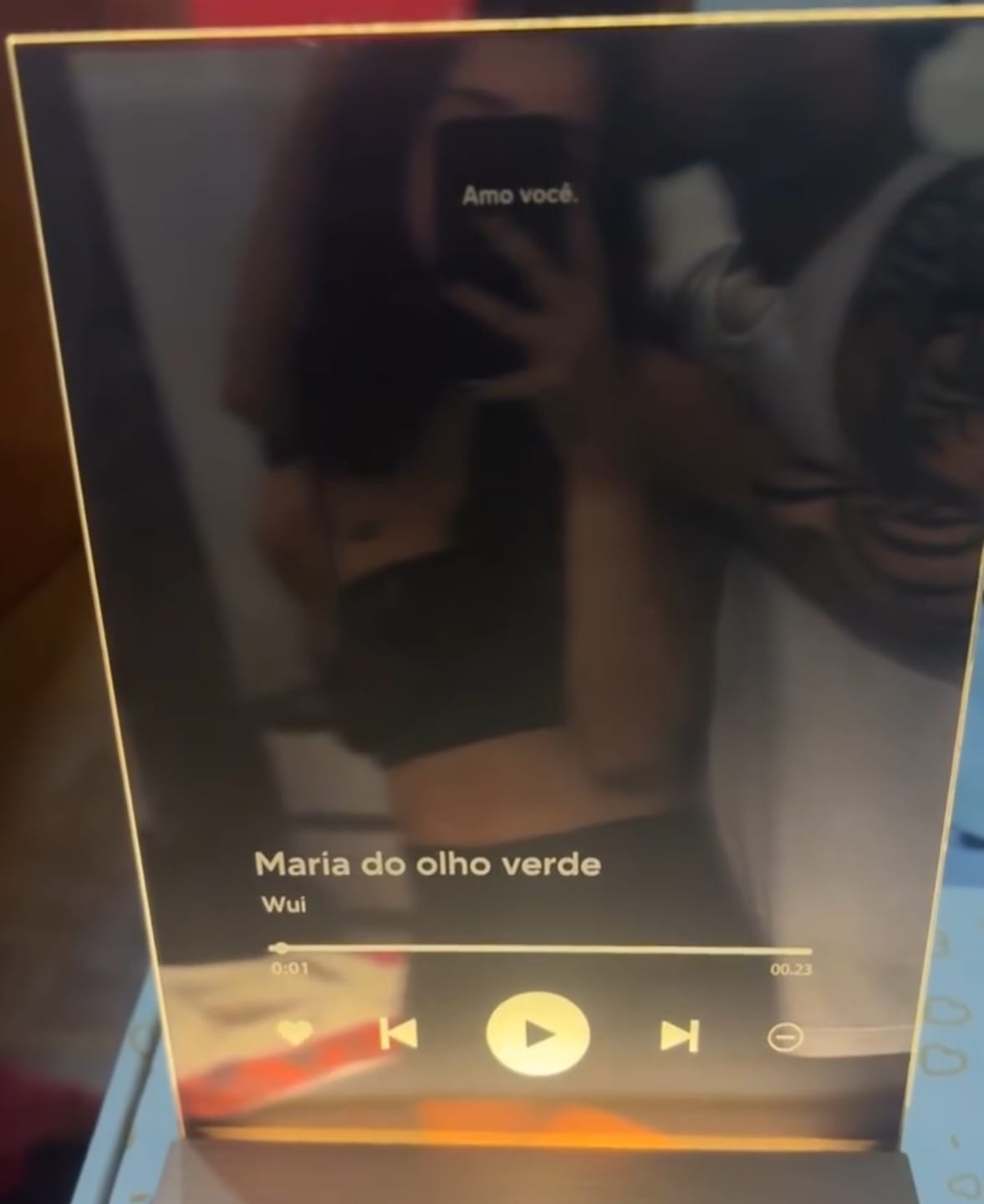 Customer photo review of Lâmpada Spotify Player Personalizável c/ Fotografia Completa