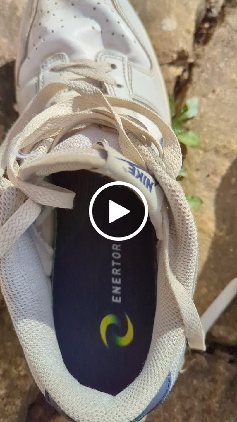 Customer video review of Walking insoles