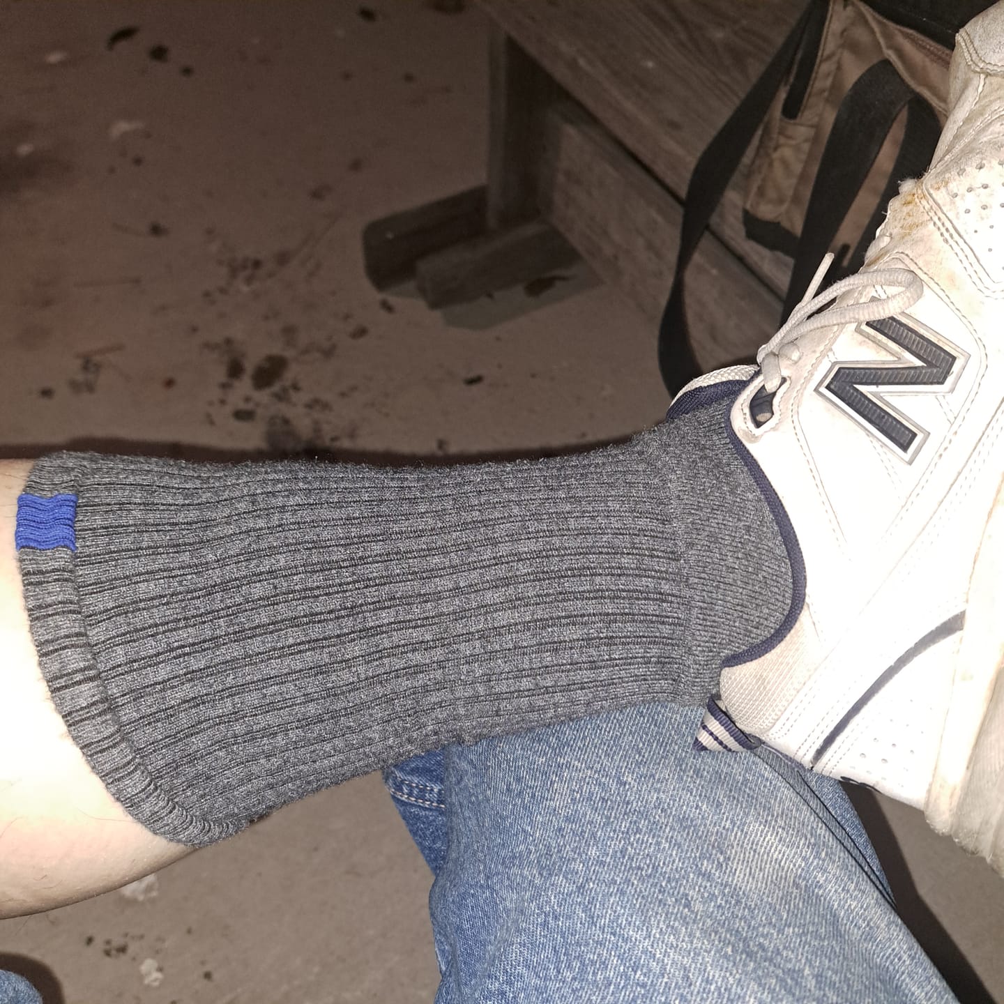 Customer photo review of Bluepacca Alpaca Socks