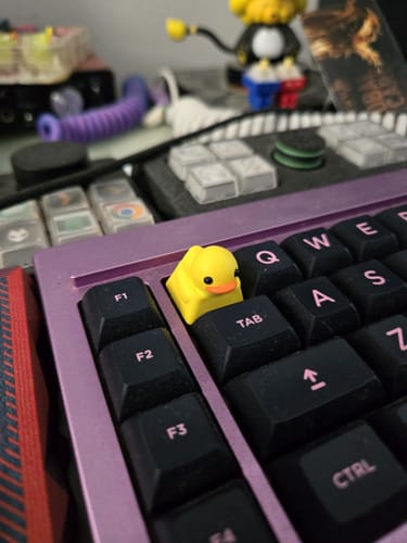 Customer photo review of Duckey Keycap