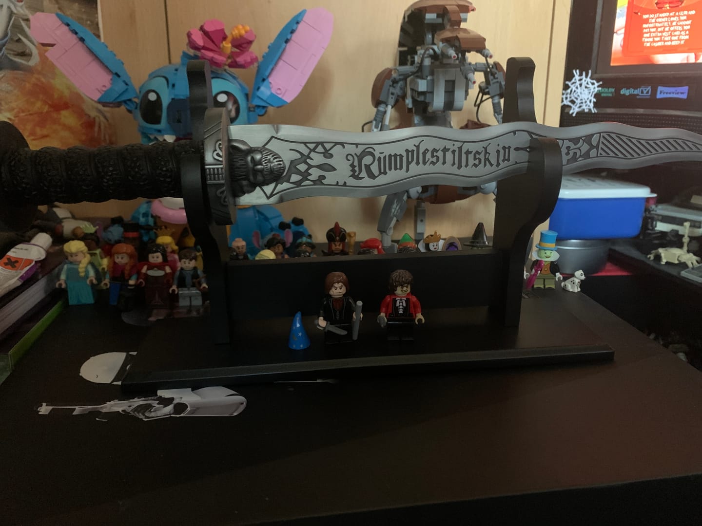 Customer photo review of Once Upon A Time - Rumplestiltskin's Dark One Dagger