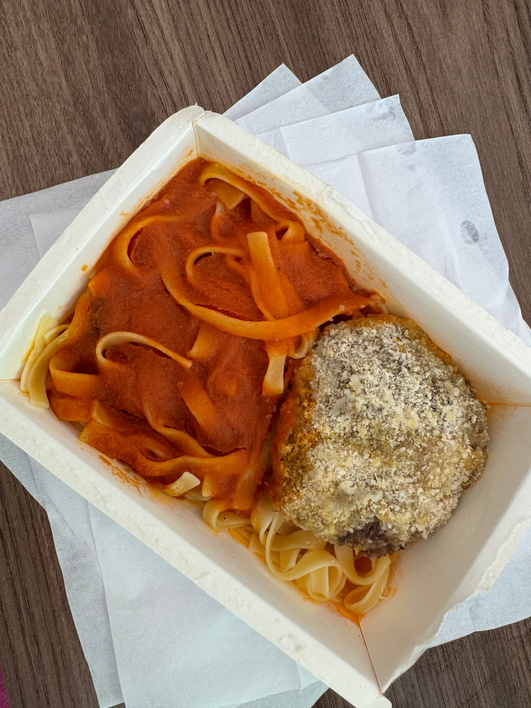 Customer photo review of Polpetone com Talharim ao Molho de Tomate