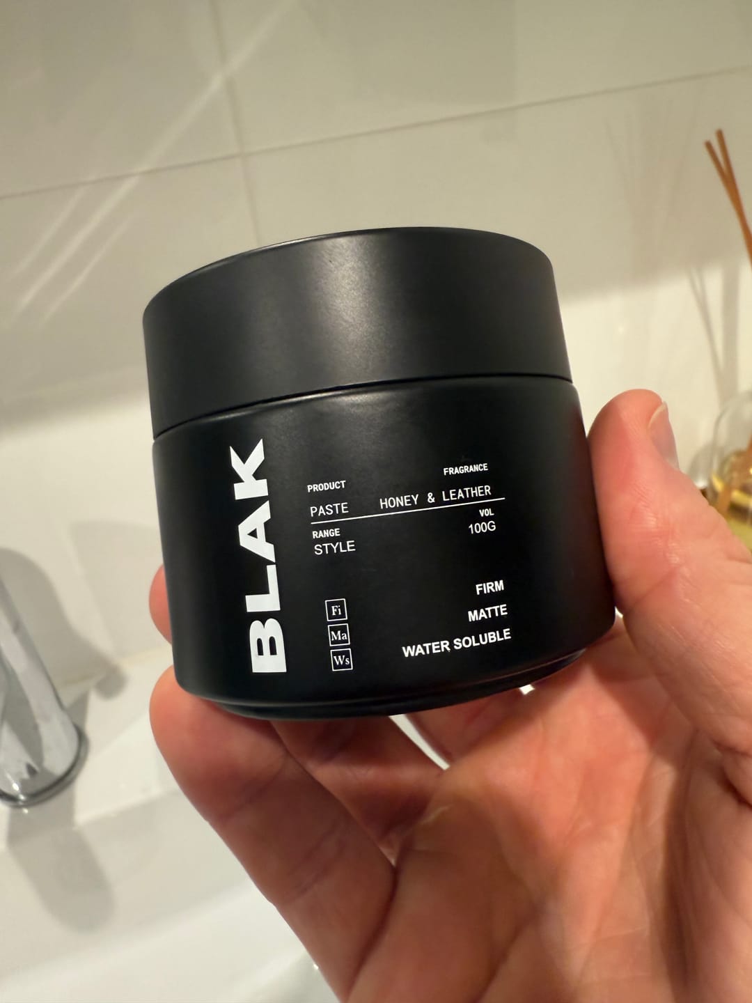Customer photo review of Clay