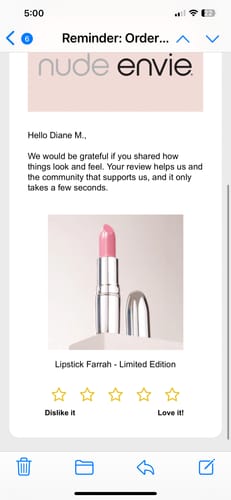 Customer photo review of Lipstick Farrah - Limited Edition