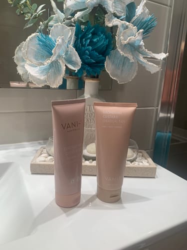 Customer photo review of Bronzing Custard Gradual Tan