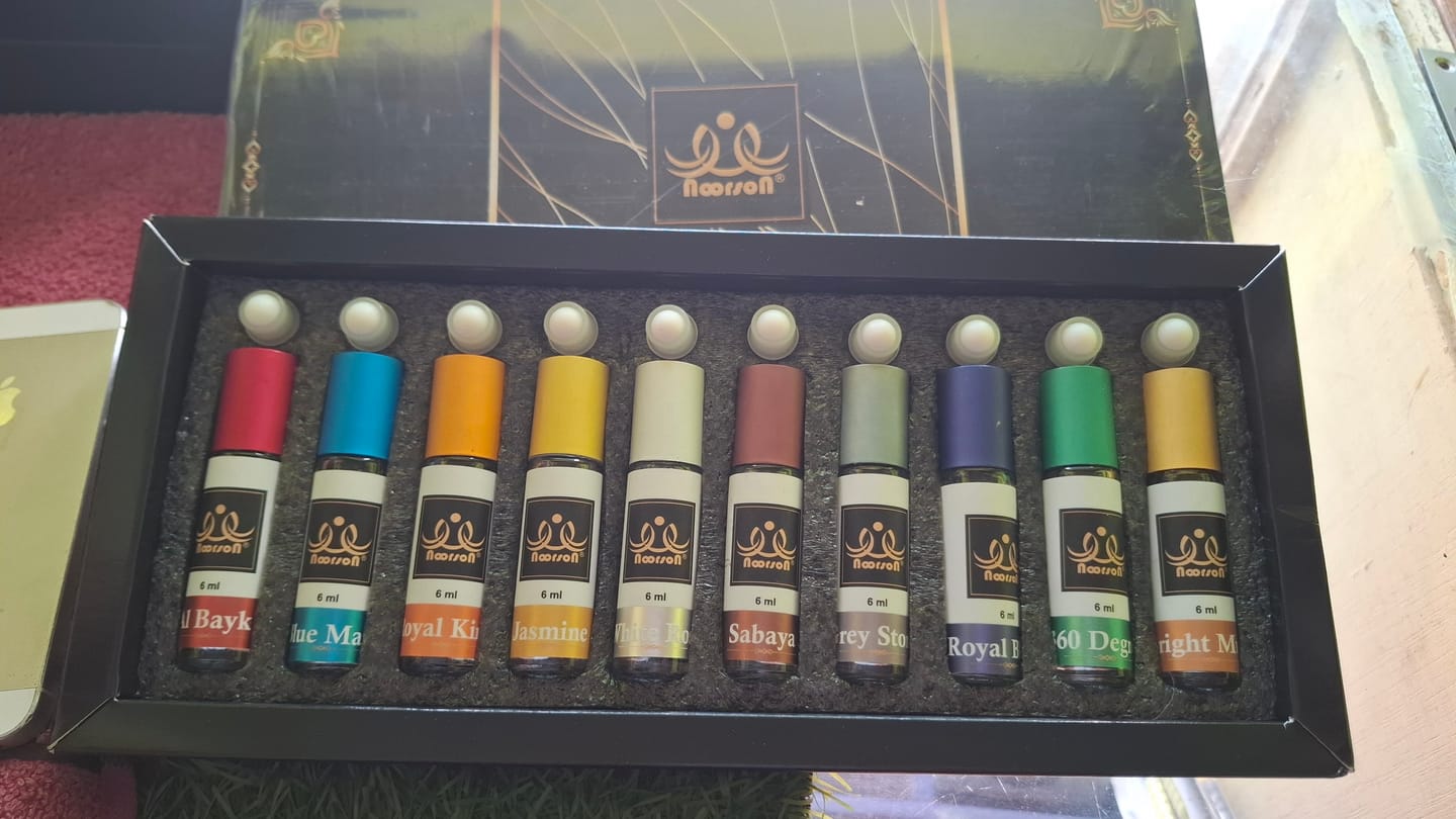 Customer photo review of Ibadat Combo (10 x 06Ml : Pack of 10)