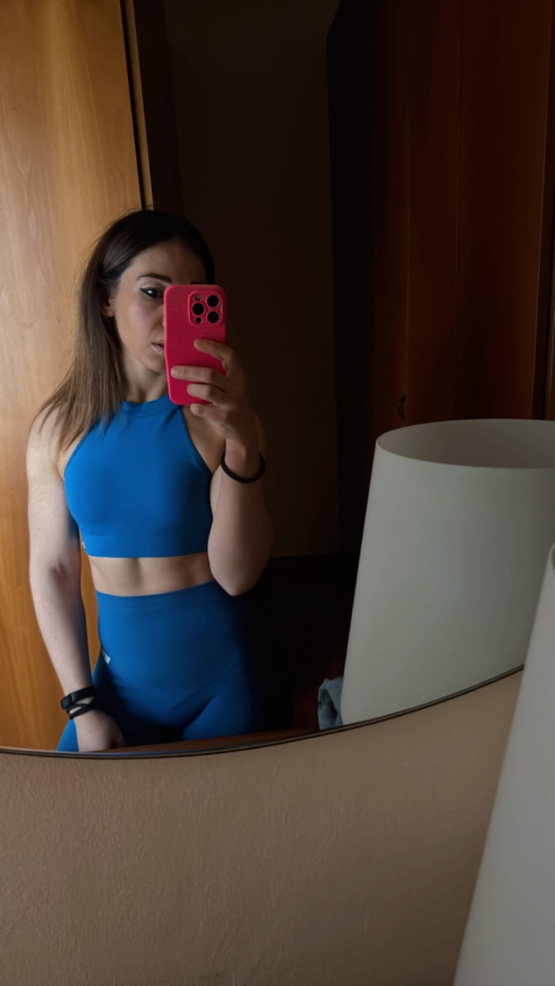Customer photo review of Top Olimpia Blu Accidia