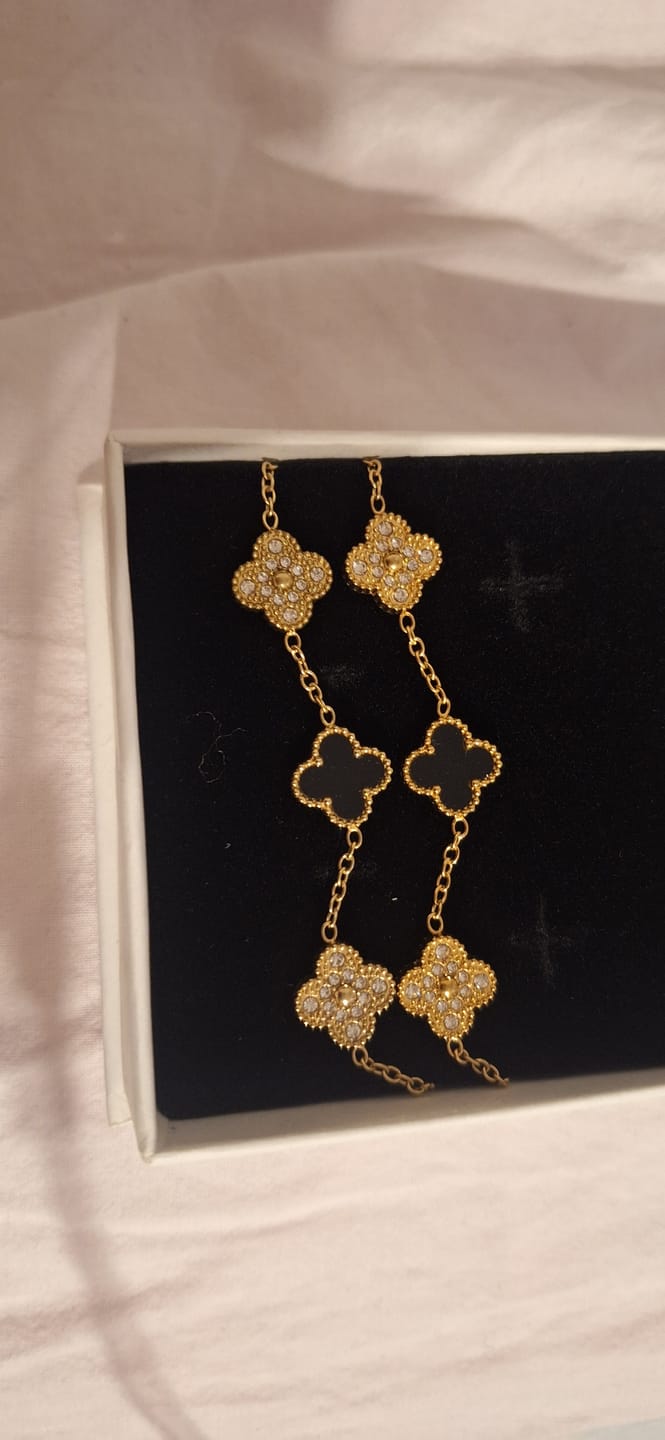 Customer photo review of Bratara Midnight Charm