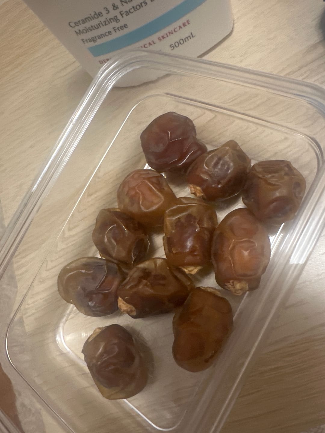 Customer photo review of Organic Barhi Dates Box