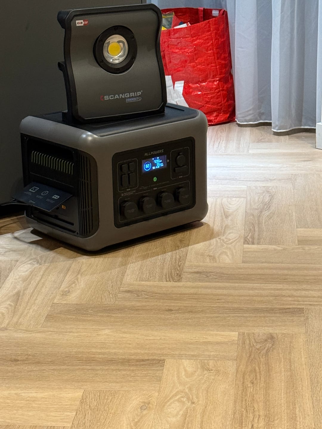 Customer photo review of ALLPOWERS R2500 Portable Power Station 2500W 2016Wh LiFeP04 Battery