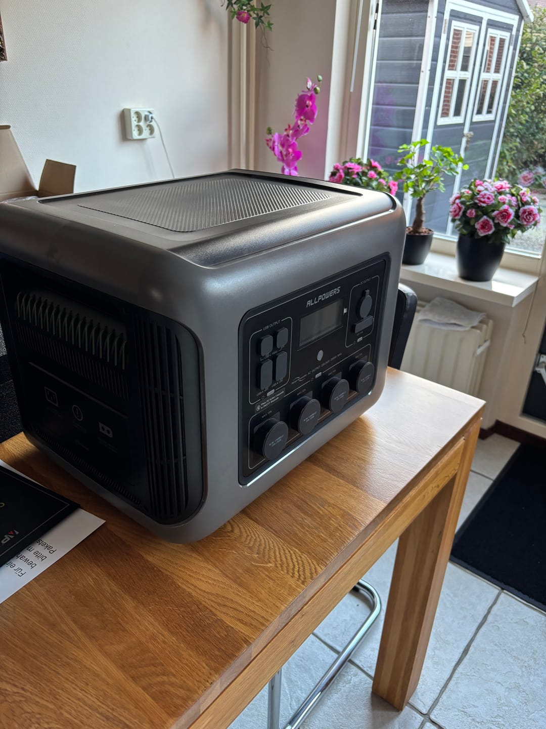 Customer photo review of ALLPOWERS R2500 Portable Power Station 2500W 2016Wh LiFeP04 Battery