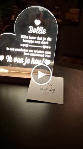 Customer video review of Valentijnslampje