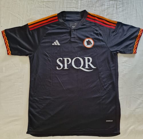 Customer photo review of Maglia Third AS Roma 2023/24 SPQR