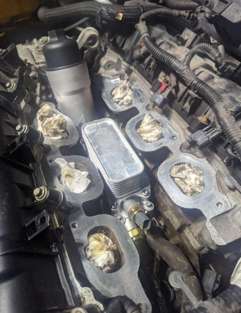 Customer photo review of Engine Oil Cooler with Oil Filter Housing Adapter Assembly for 2011-2016 Chrysler, Dodge, Jeep