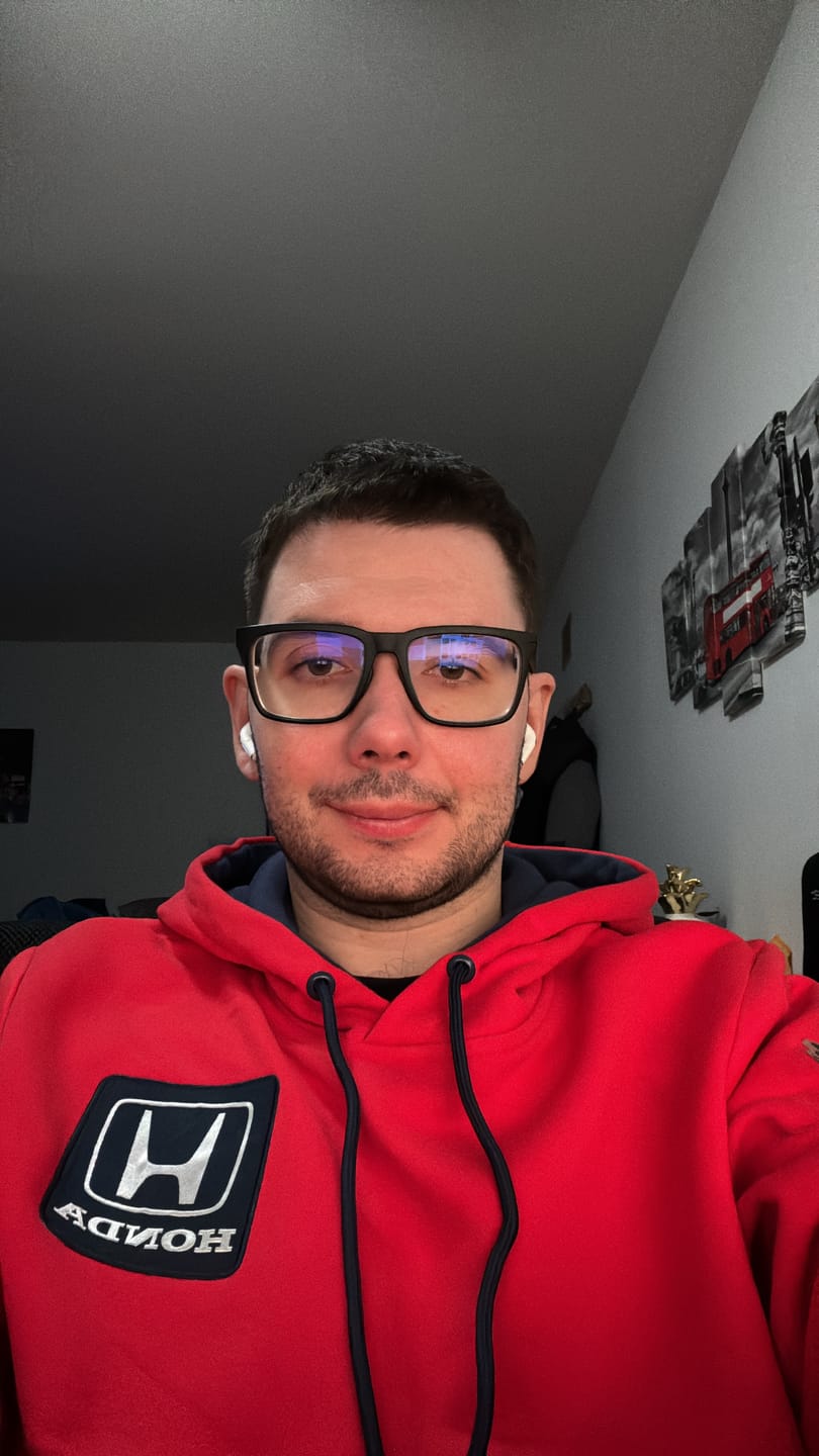 Customer photo review of 1989 Honda Grand Prix Racing Team Hoodie
