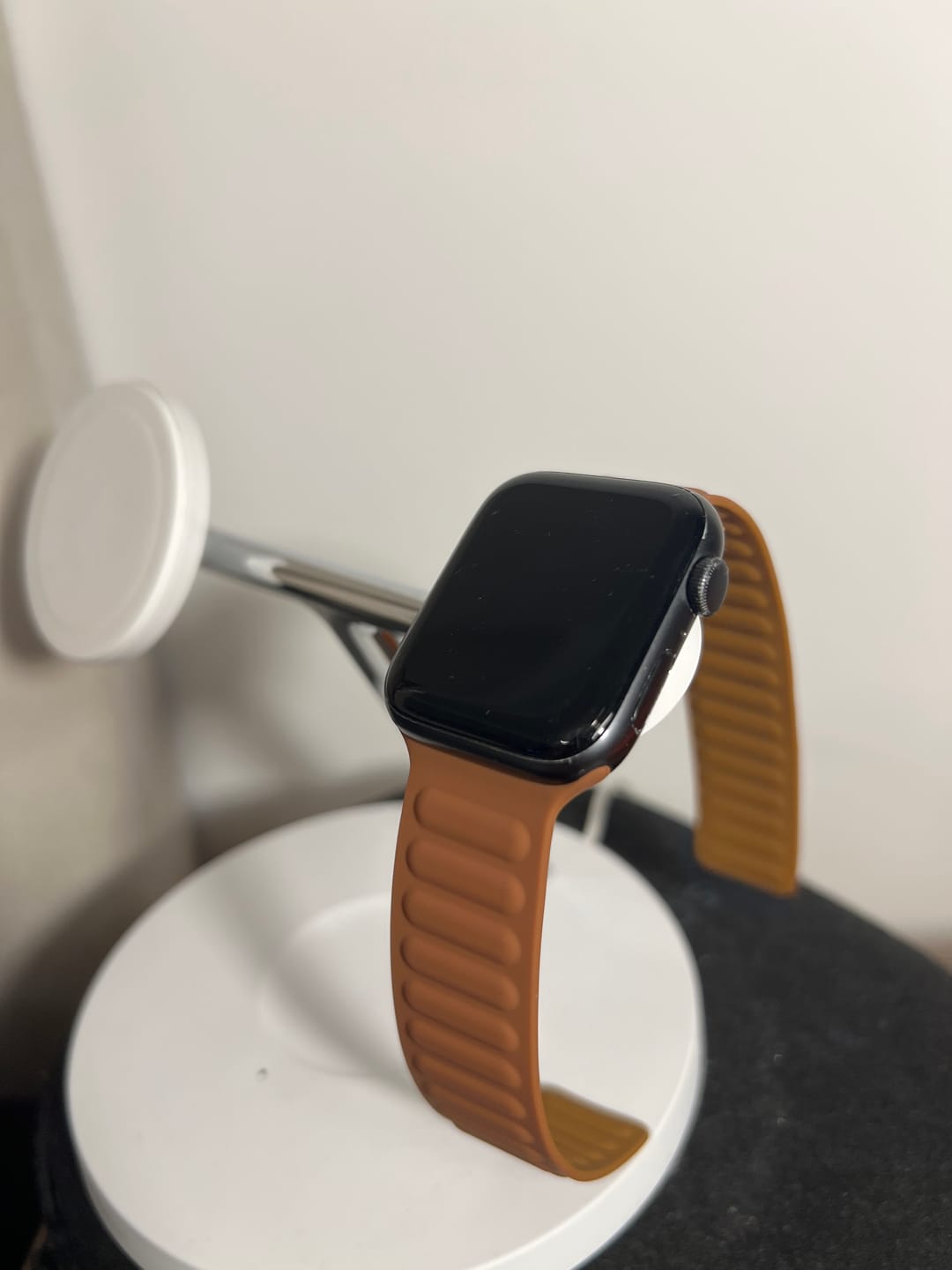 Customer photo review of Pebbled Silicone Magnetic Band