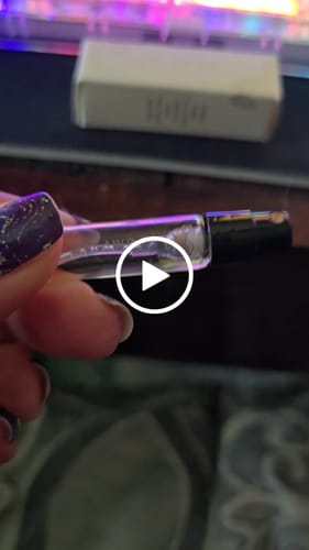 Customer video review of Perfume Samples