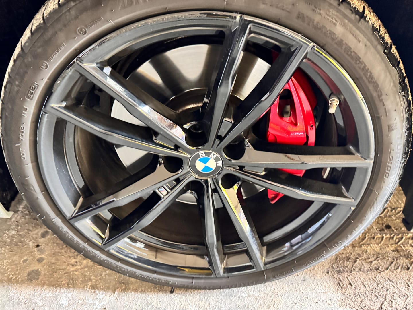 Customer photo review of Bronze Bomber Non-Acid Wheel Cleaner (32oz)