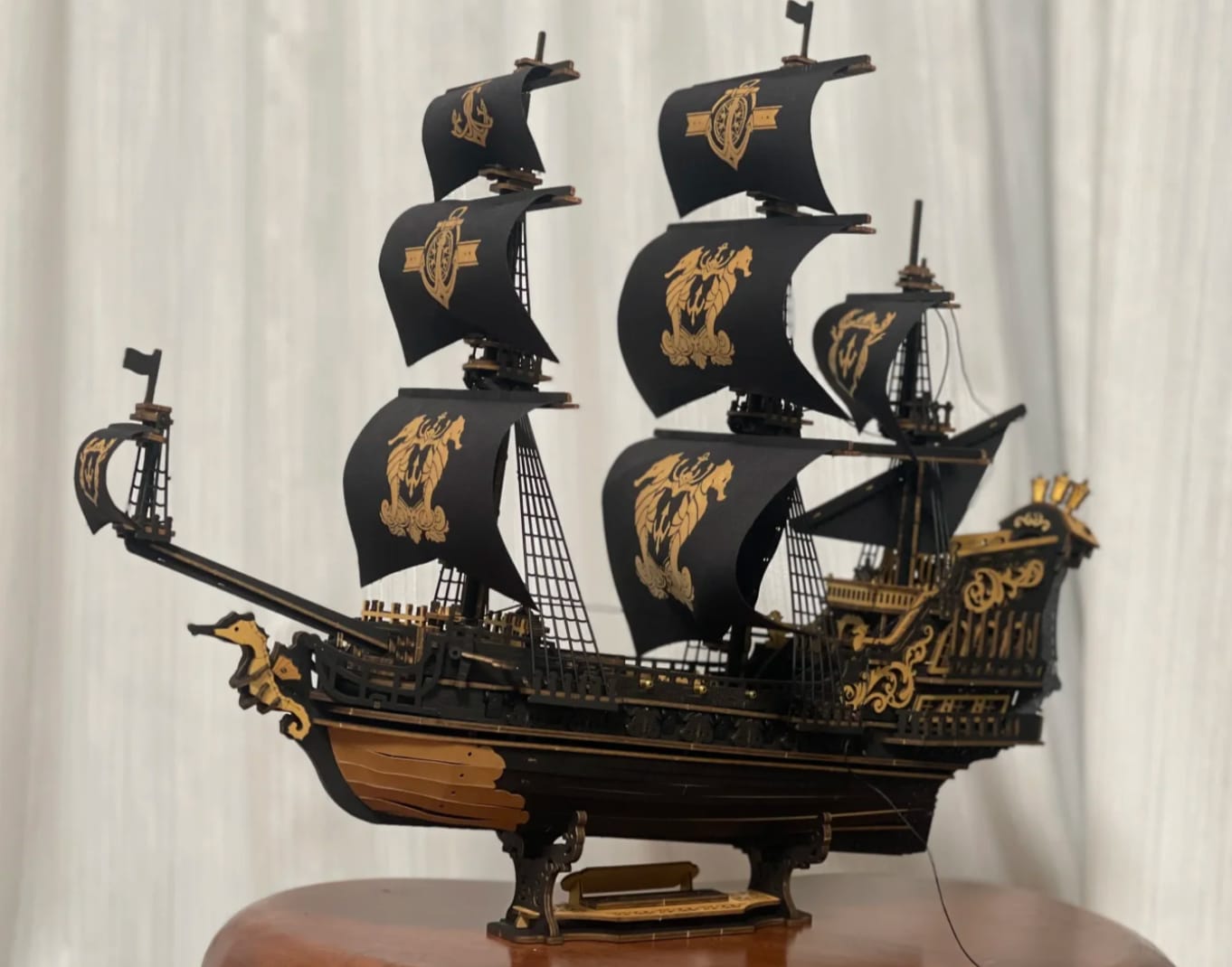 Customer photo review of Seahorse 3D Wooden Ship