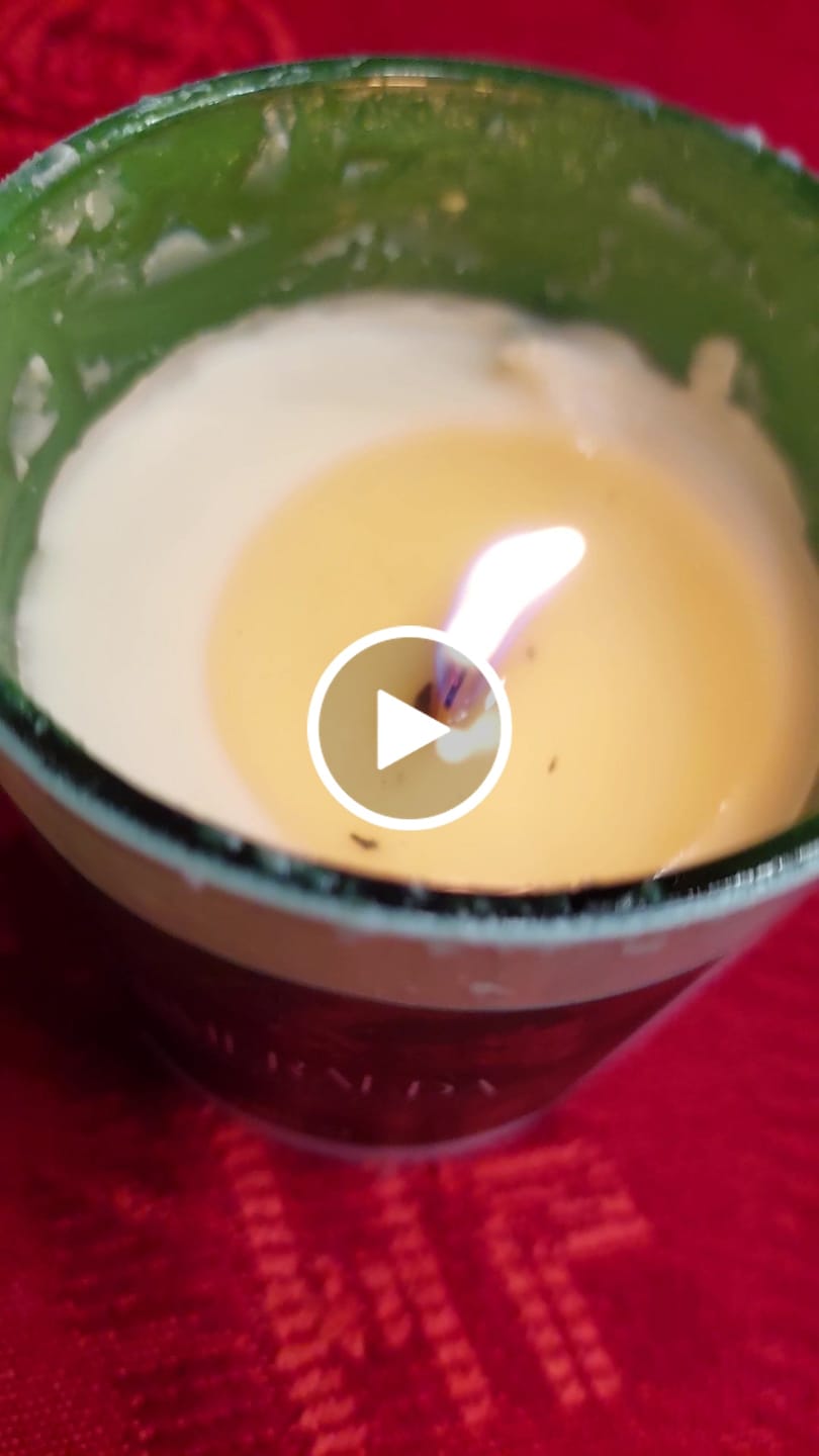 Customer video review of ESMERALDA