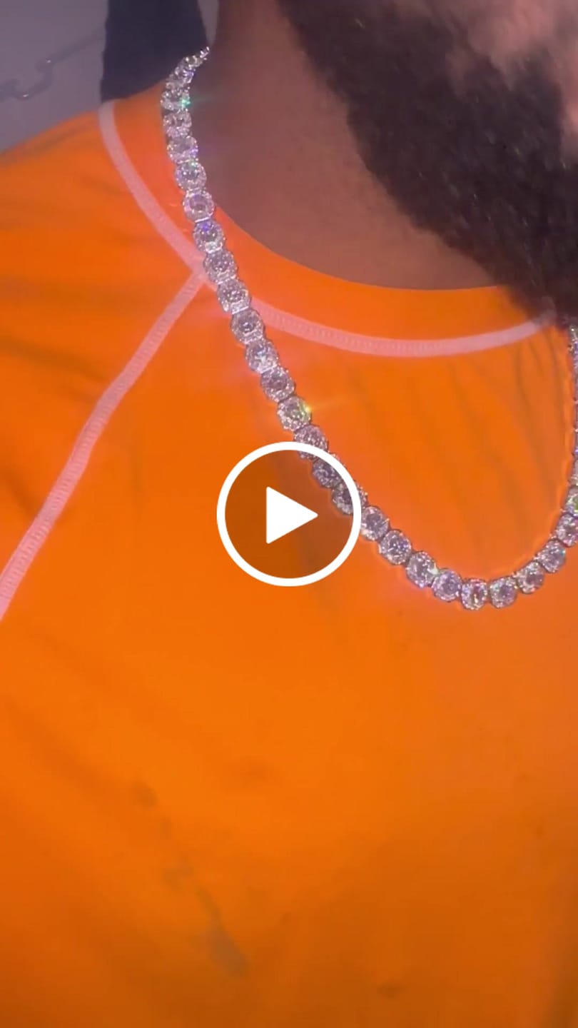 Customer video review of 10mm Clustered Tennis Chain - White Gold