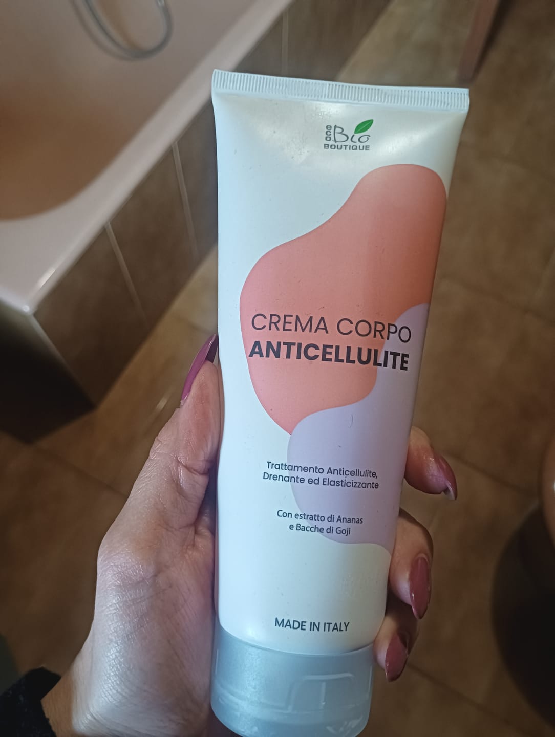 Customer photo review of Crema Corpo Anticellulite