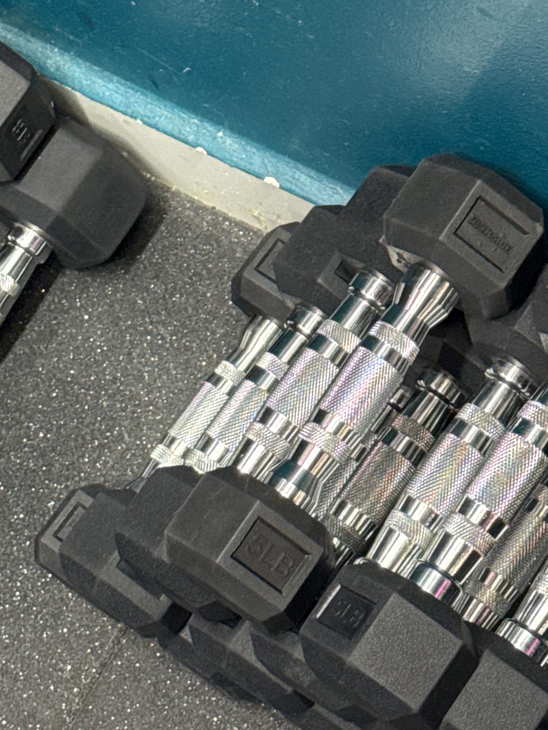 Customer photo review of Mancuernas Hexagonales 5 a 100 lb IRONSIDE Fitness (unidad)