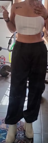 Customer photo review of PANTALÓN VALERIA Satínado negro