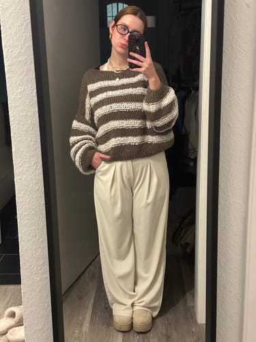 Customer photo review of Tini Streifen Pullover - Coffee/Creme