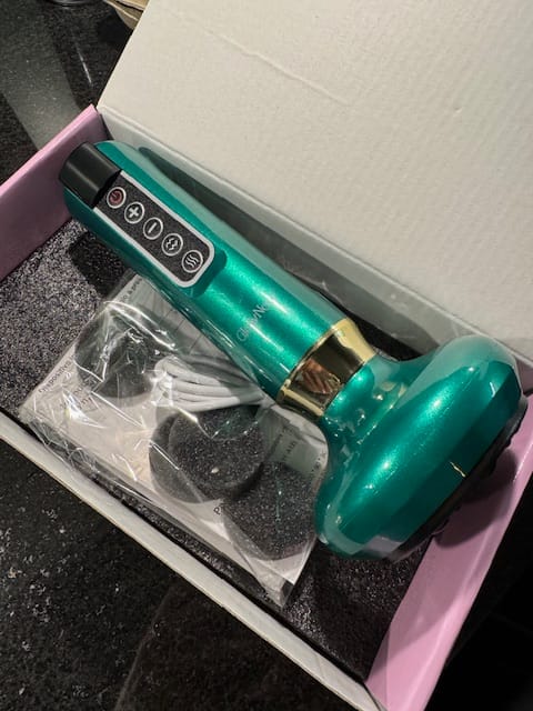 Customer photo review of GlowNow Cellulite-Massagegerät™