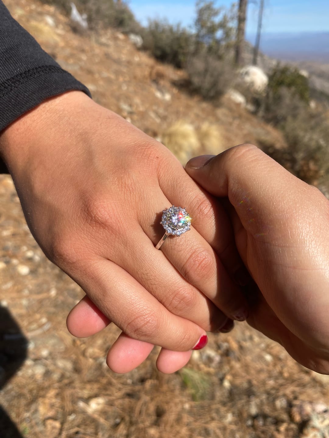 Customer photo review of Fiocco Di Neve Ring