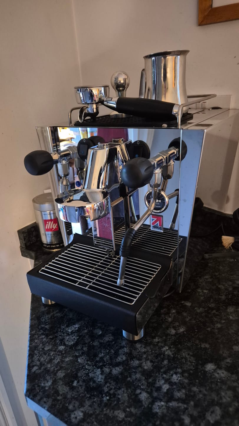 Customer photo review of Fracino Cherub Group 1 Manual Fill Commercial Espresso Coffee Machine