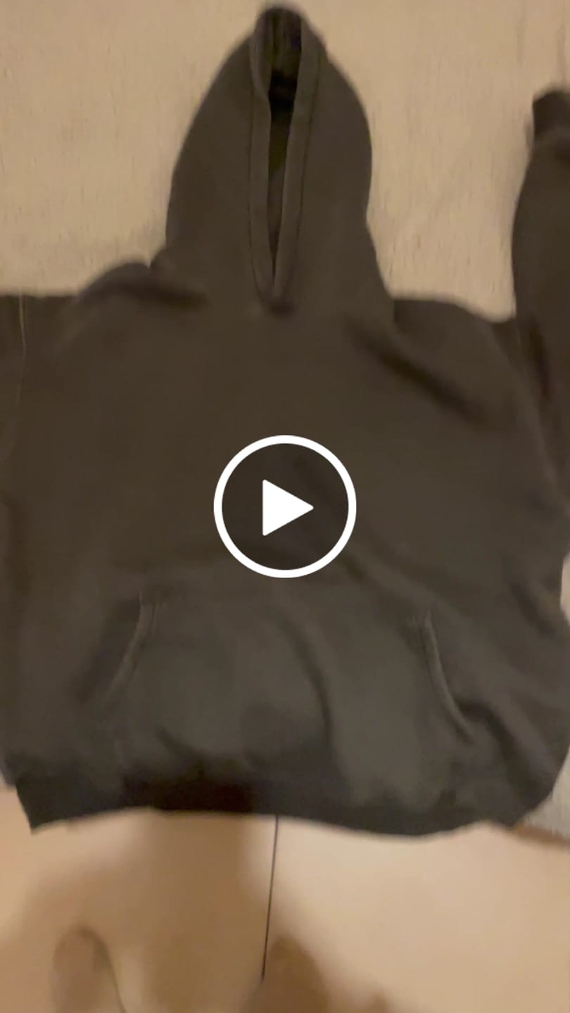 Customer video review of Sora Oversized Hoodie