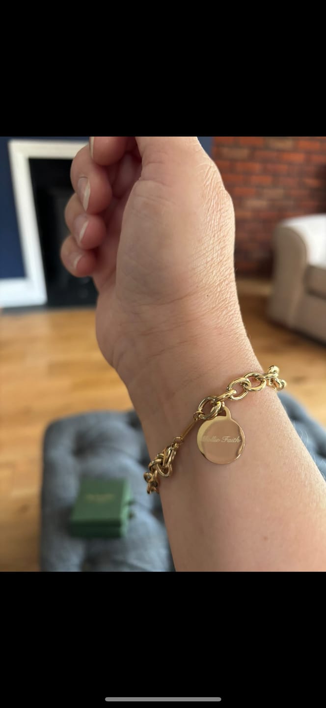 Customer photo review of Engravable Classic Chunky Disc Bracelet