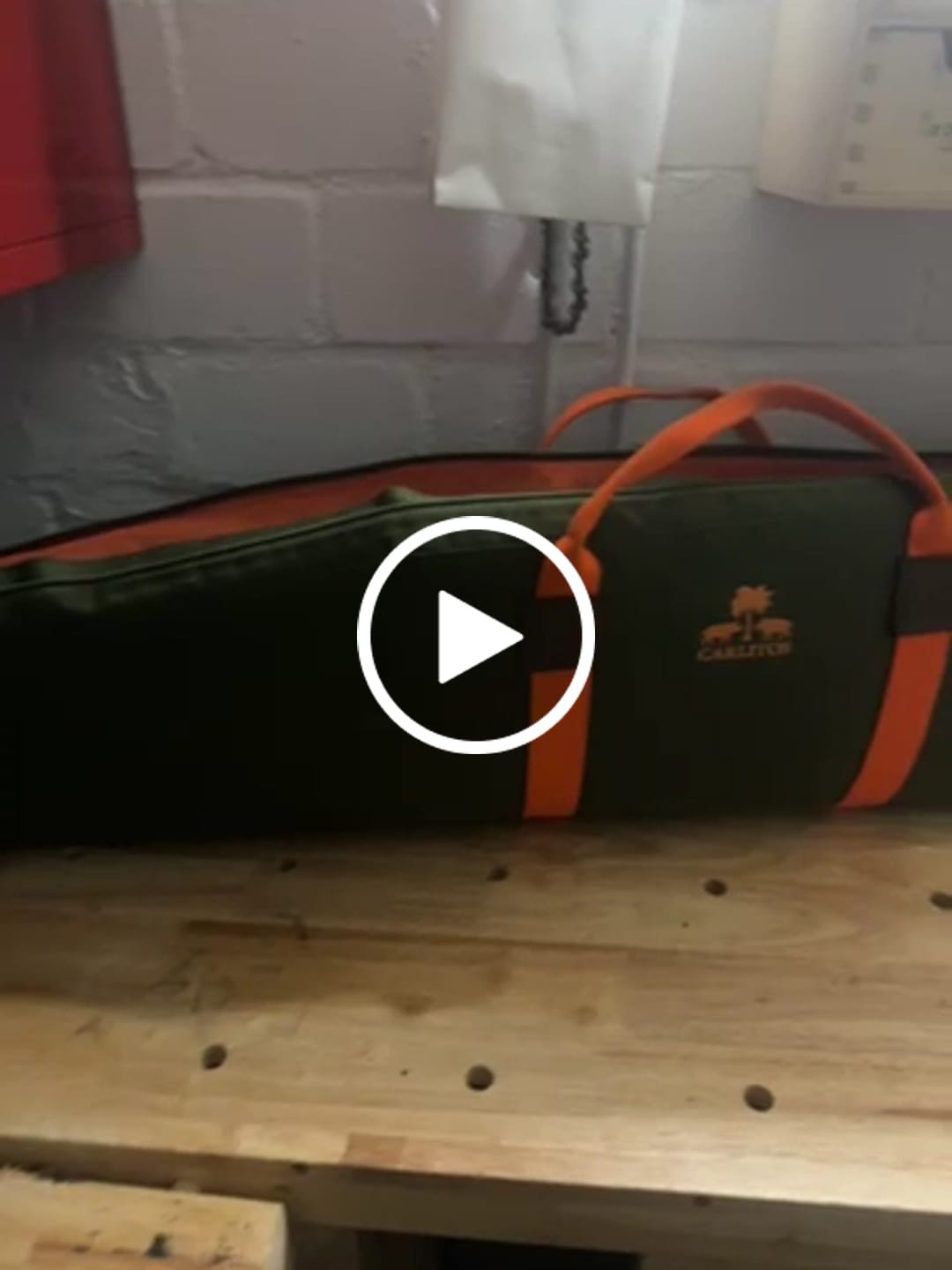 Customer video review of Dufflebag HUNTING KODURA Khaki mit orangenem Gurtband