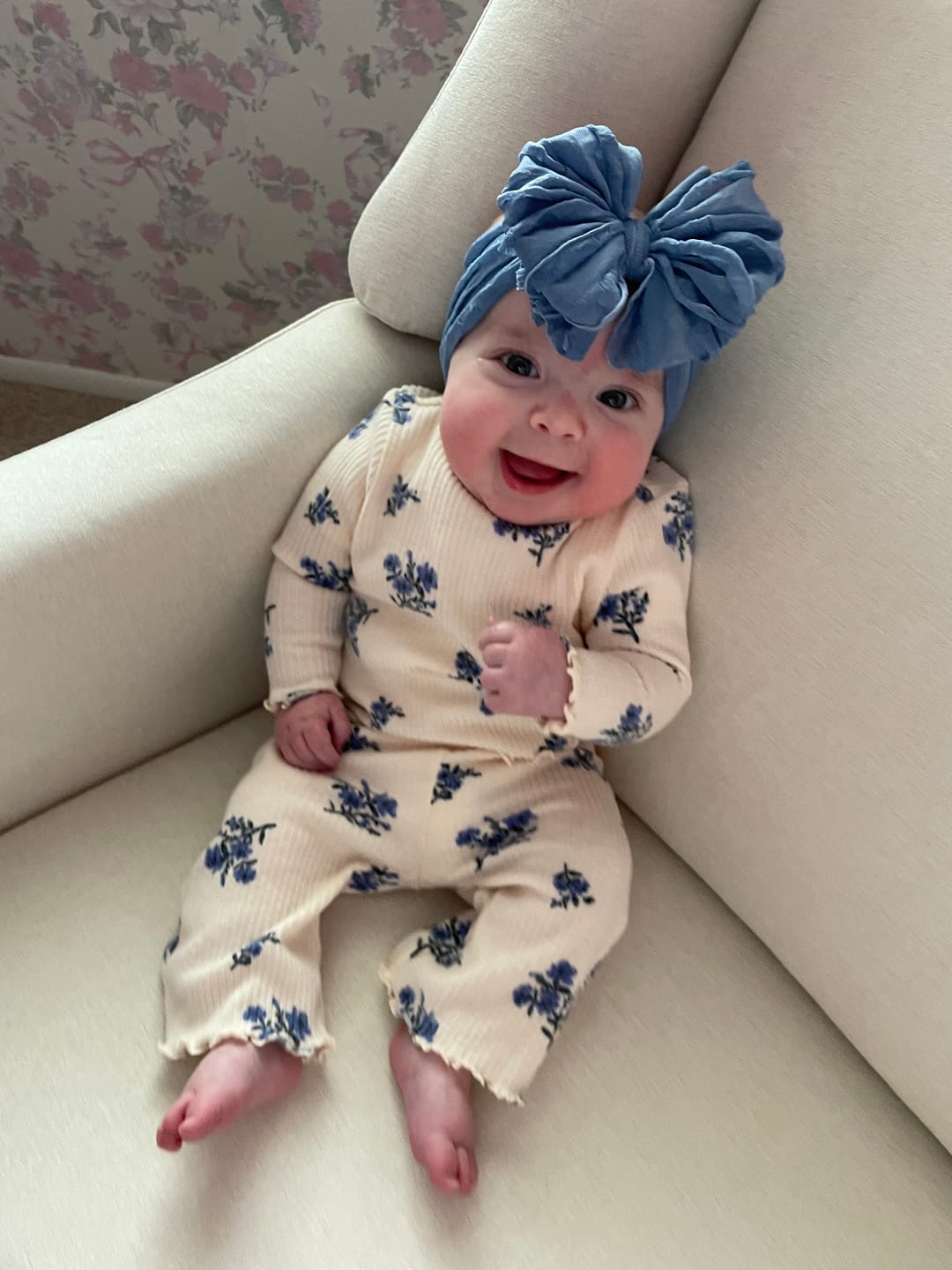 Customer photo review of Ruffled Headband- Denim