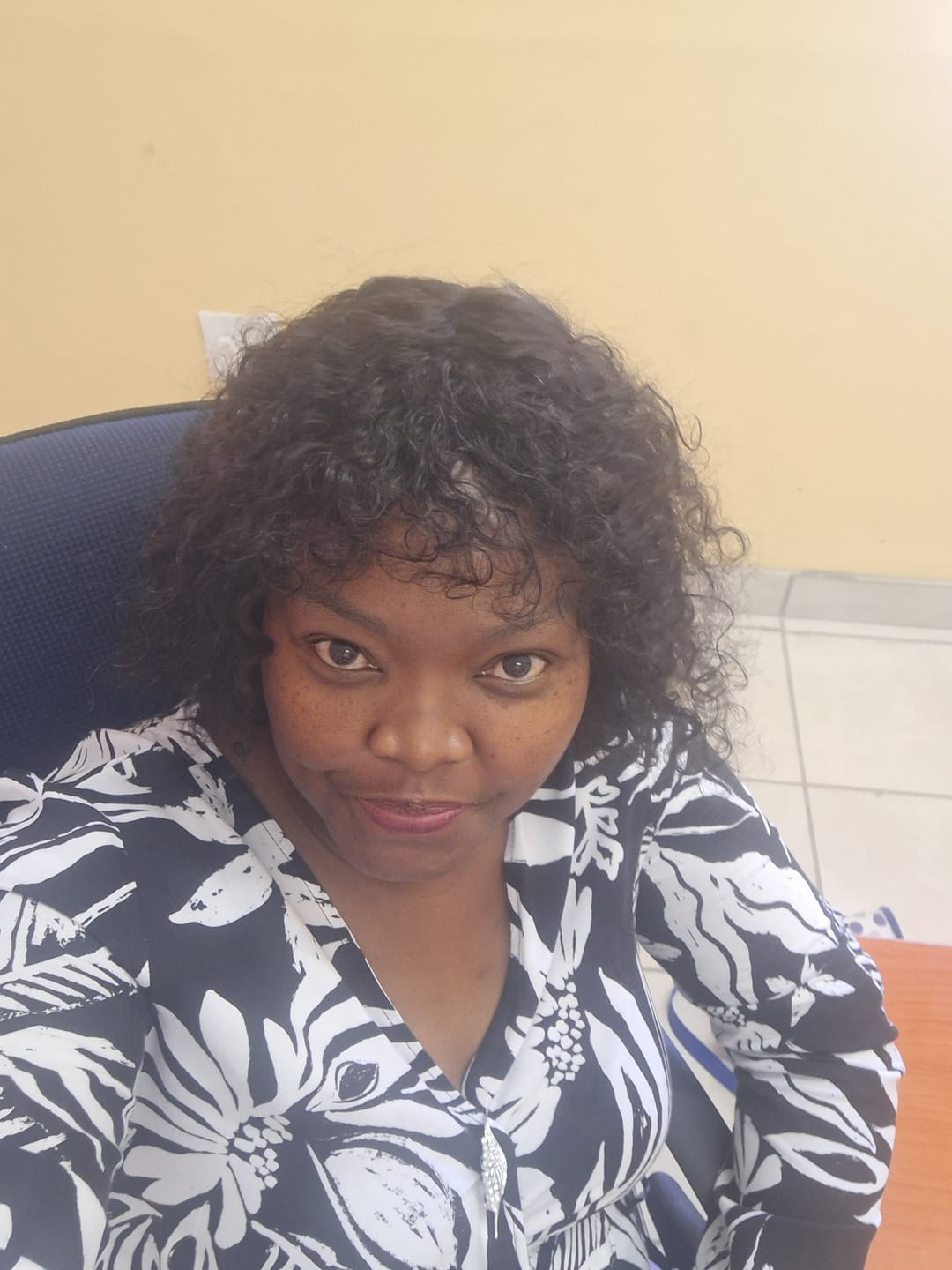 Customer photo review of Brazilian Water Wave Fringe - Zoe