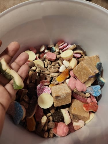 Customer photo review of 5kg Bucket Mix Your Own