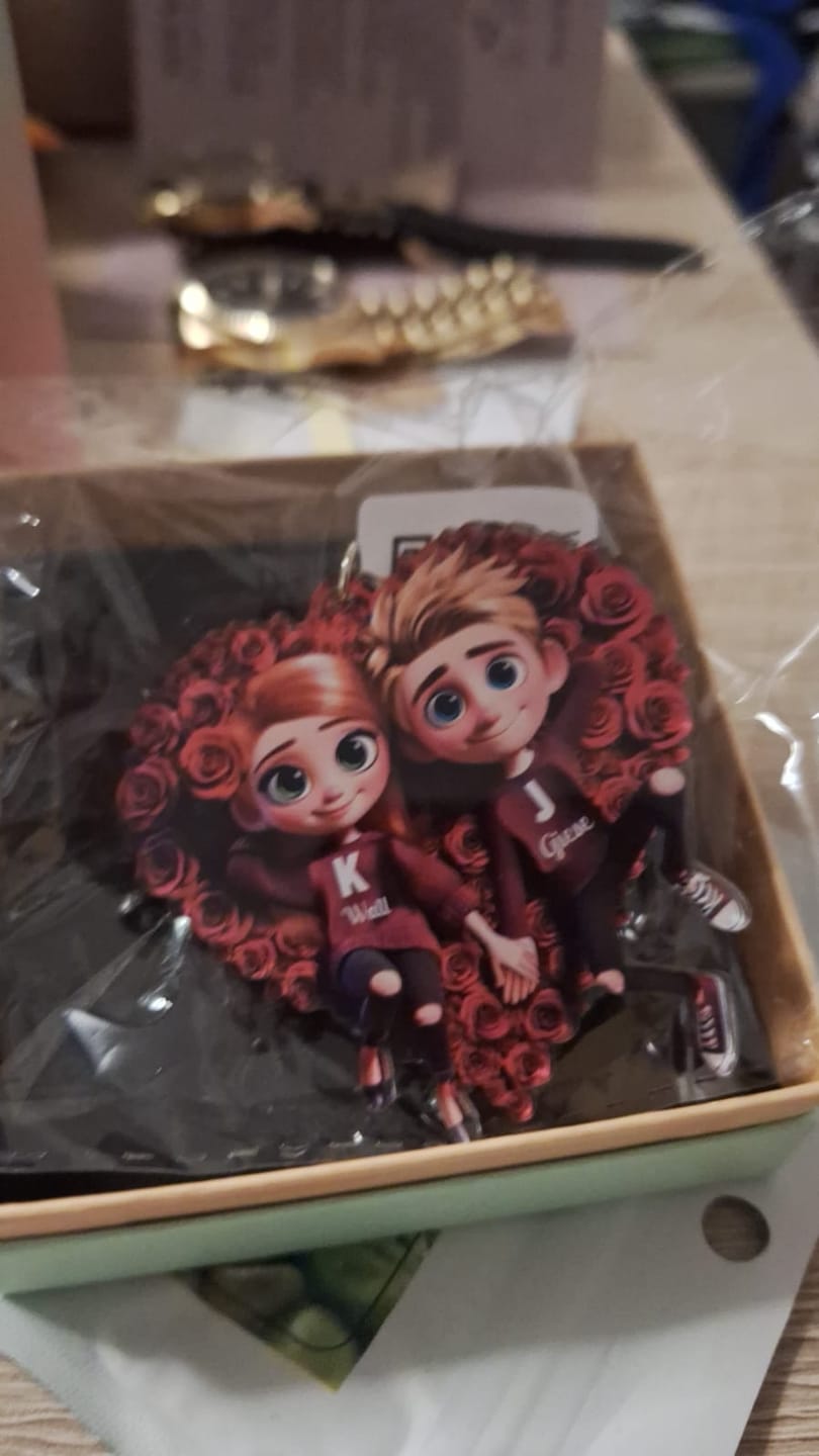 Customer photo review of Rose Heart Couple Personalized Acrylic Keychain, Valentine's Day Gift for her, Gift for him