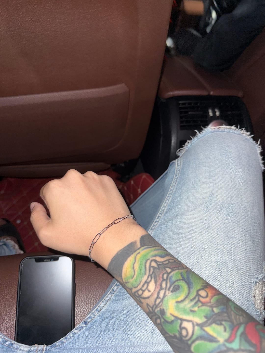 Customer photo review of KINU LOOP CHAIN (BONDED™ - 14K GOLD VERMEIL)