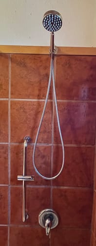Customer photo review of 1-Spray Handheld Shower Head Set