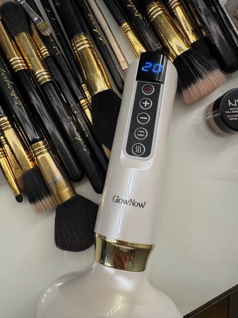 Customer photo review of GlowNow Cellulite-Massagegerät™