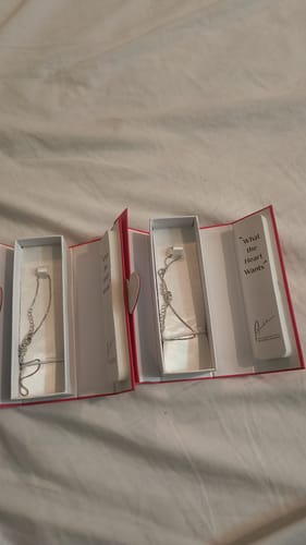 Customer photo review of Silver Triple Flora Anklet