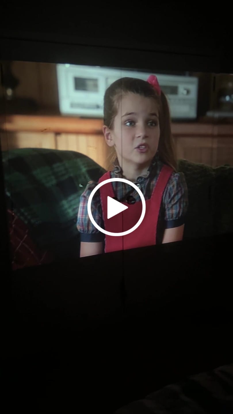 Customer video review of MovieHub™ Ultra HD Projector + FREE Projector Screen