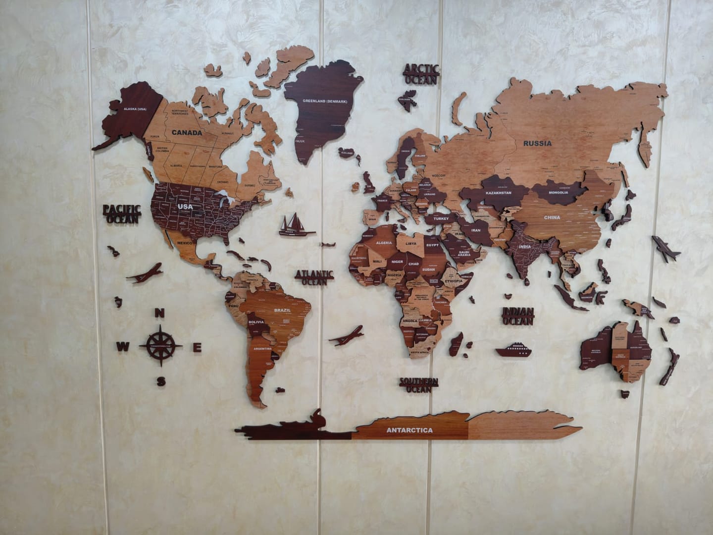 Customer photo review of 3D Wooden Texture Wooden Worldmap
