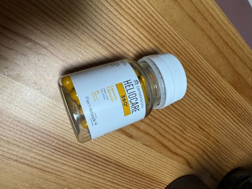 Customer photo review of ヘリオケア360° ORAL（飲む日焼け止め）