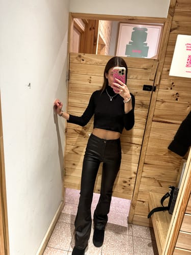 Customer photo review of Pants Flare P.U.